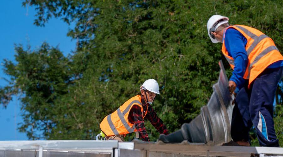 Expert new roof installation services in Dubois, WY
